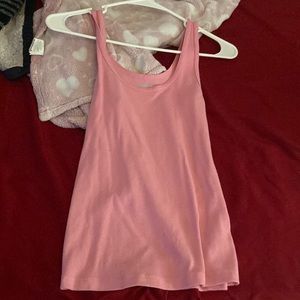 pink old navy tank top!